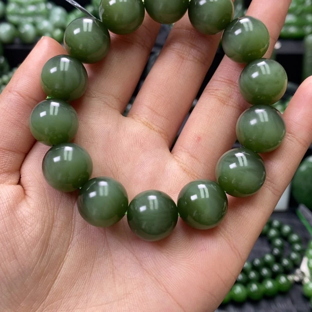 和田玉未镶嵌珠宝奇石