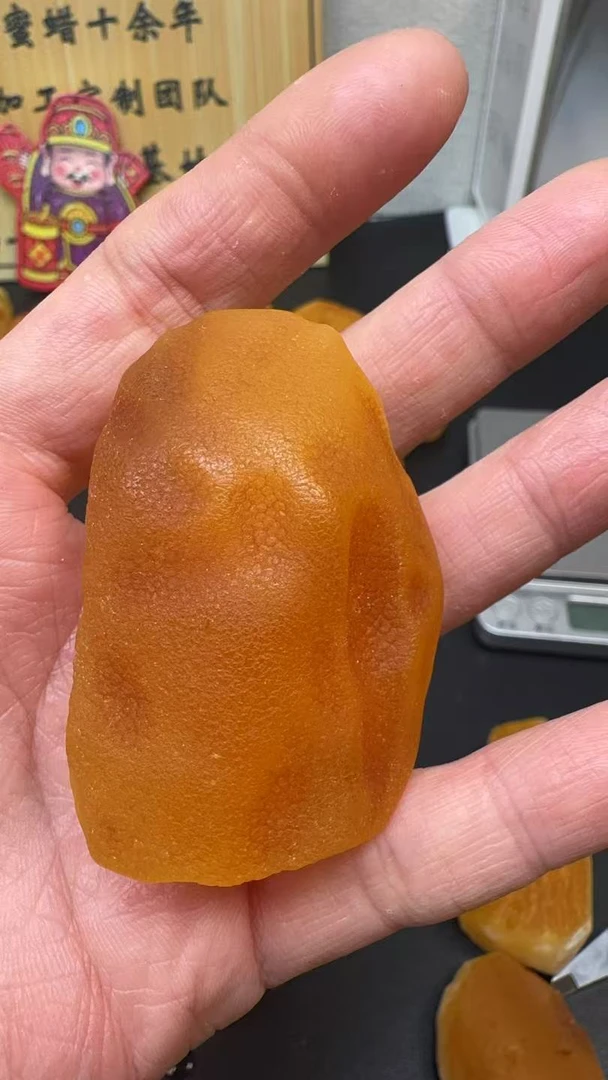 蜜蜡原石私人订制