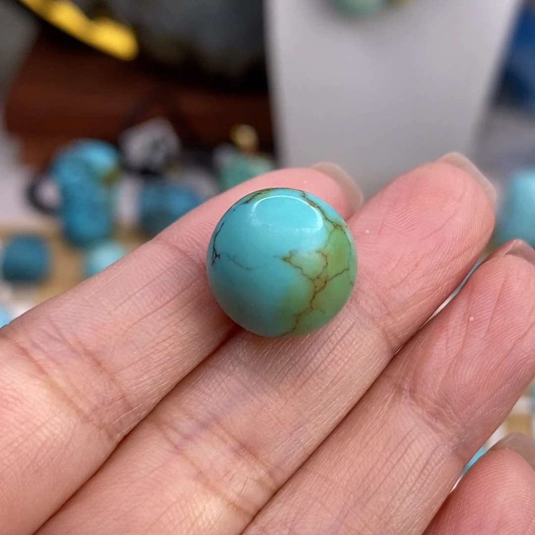 无***嗔绿松石未镶嵌珠宝奇石13.7