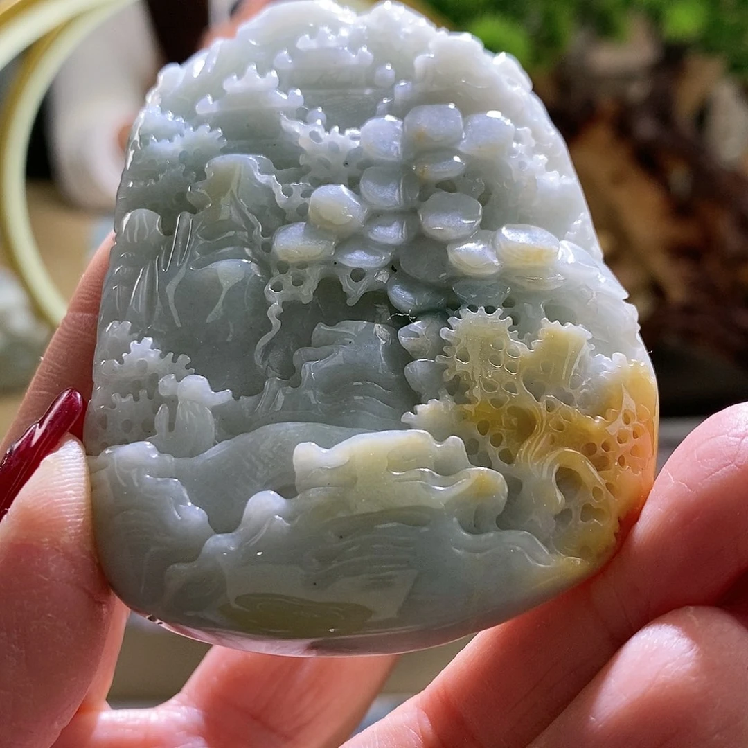 【闪购商品】翡翠颈饰未镶嵌山水