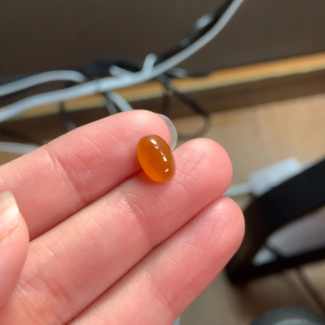 翡翠未镶嵌颈饰高冰红蛋