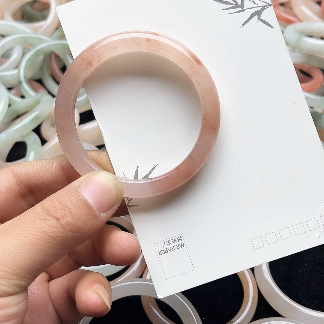 未镶嵌手镯石英质玉35