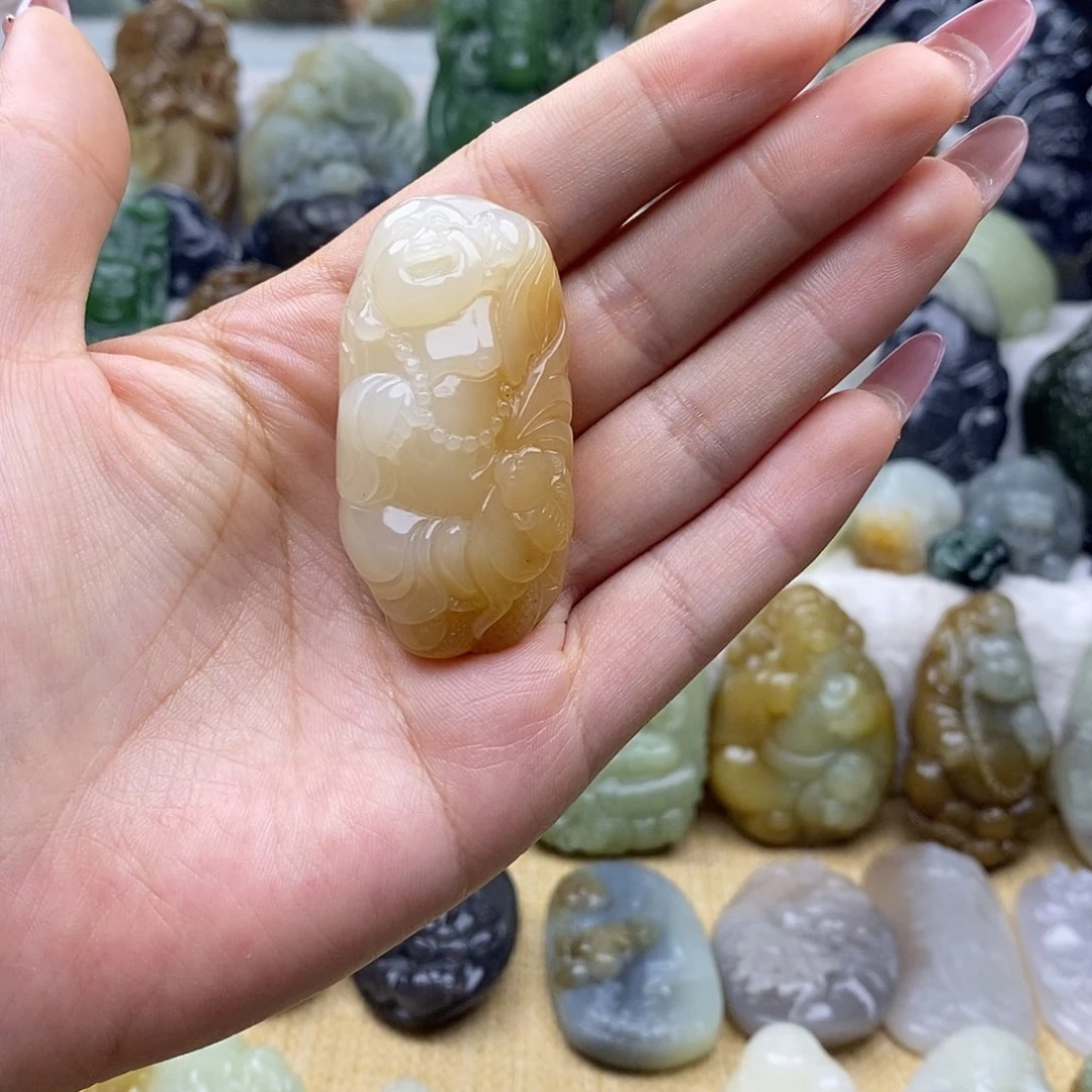 和田玉未镶嵌珠宝奇石