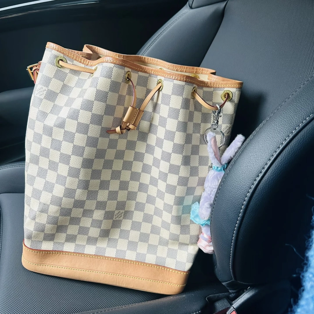 95新 LouisVuitton/路易威登 白棋盘格抽绳水桶大号包 二手全原