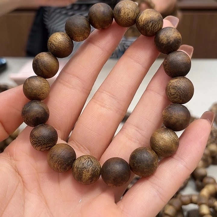 沉香碎屑沉香南****家1.2单圈圆珠