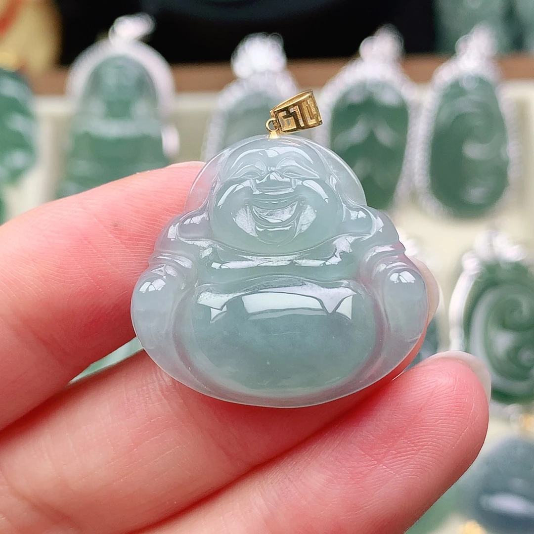 翡翠18K金镶嵌颈饰吊坠