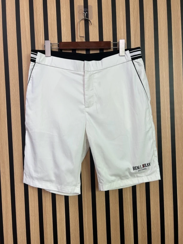 白色微小灰尘脏纯色短裤修身白色潮流运动风