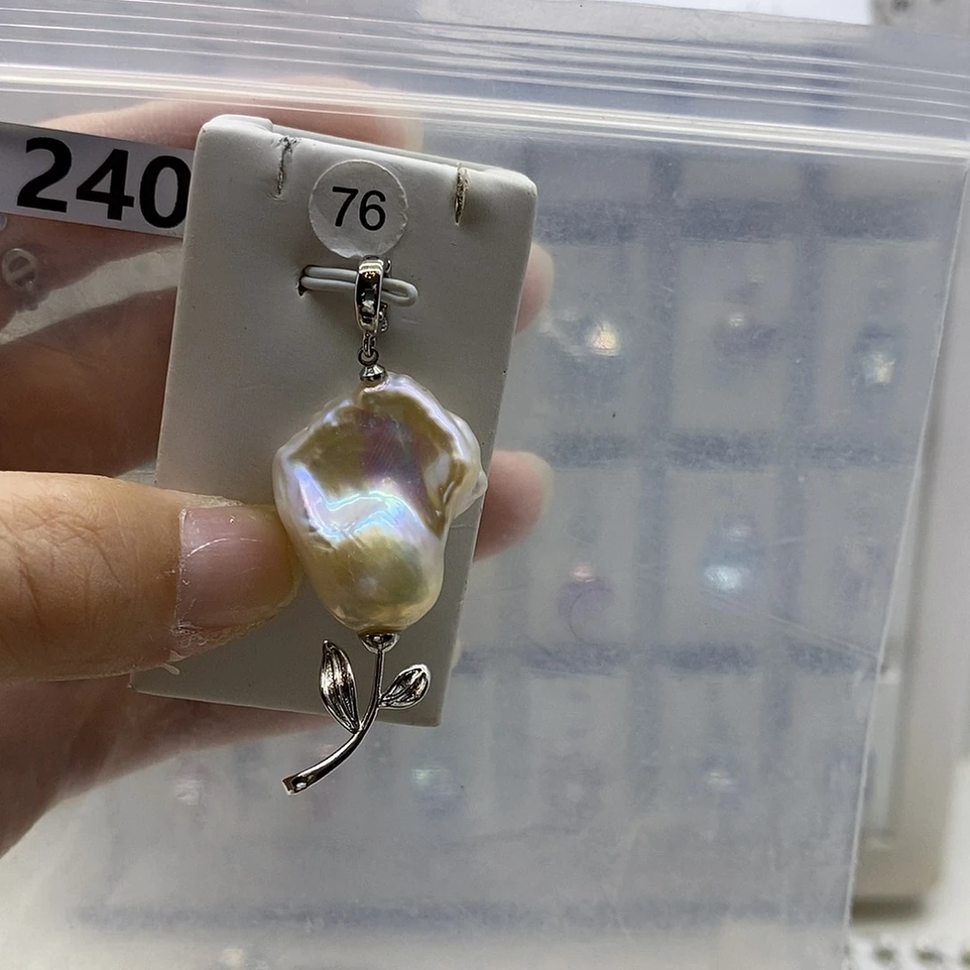 合金耳饰淡水珍珠