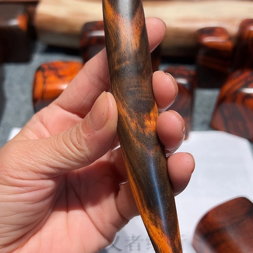 交趾黄檀（大红酸枝）胡*爷