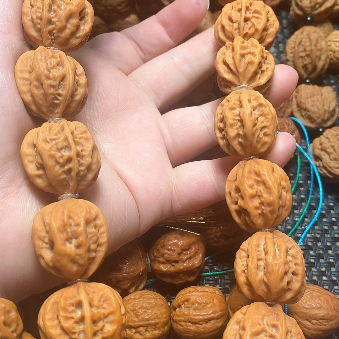 文玩核桃手串八棱元宝手持