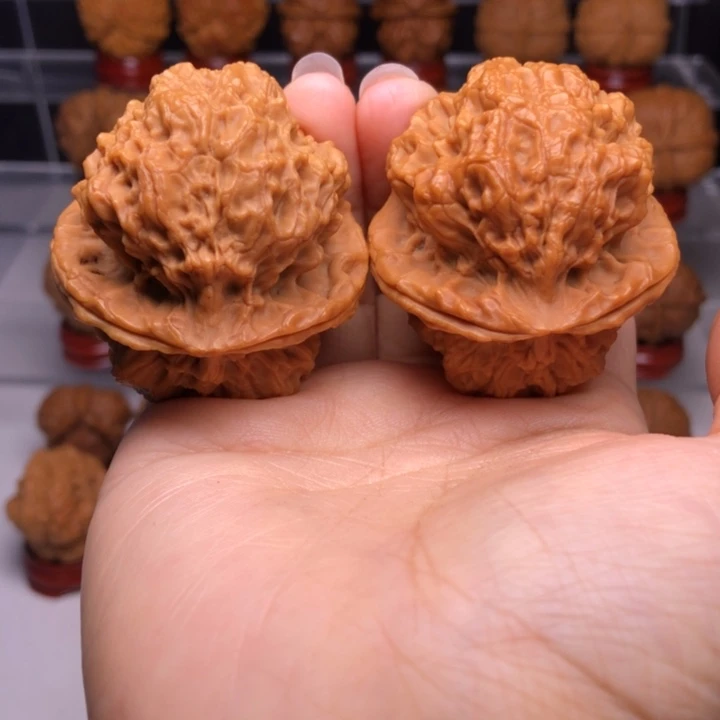 吊坠文玩核桃17圣元狮王