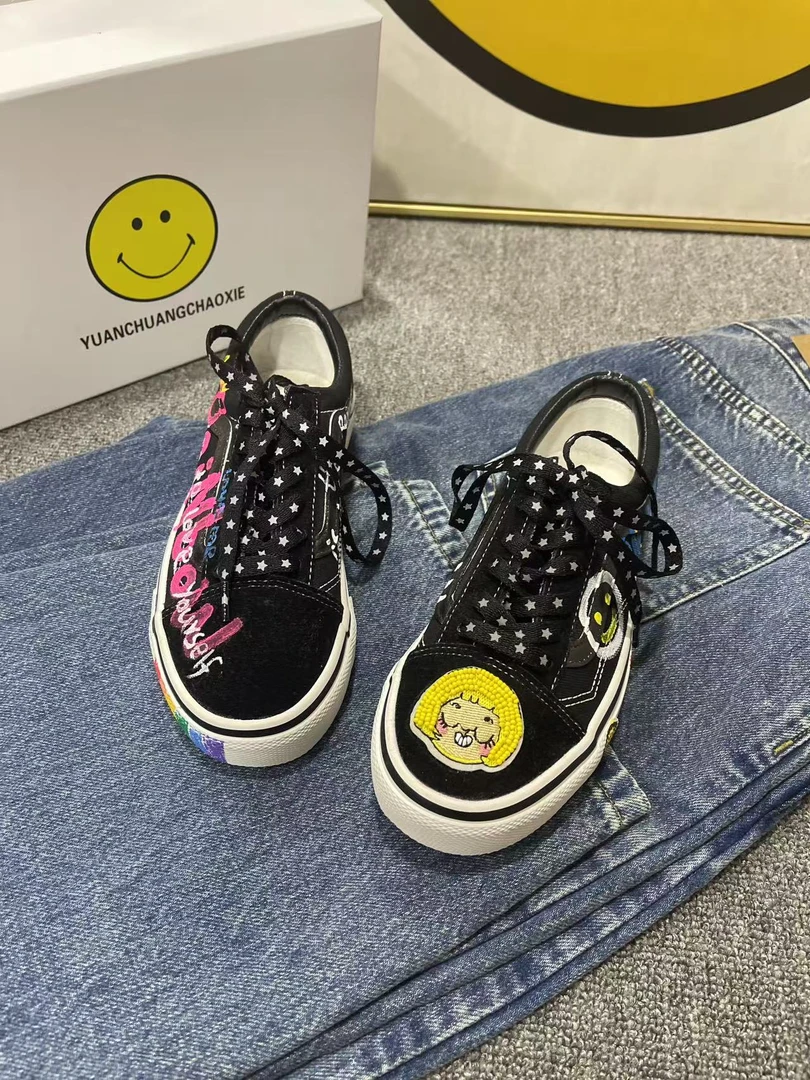 新款韩版原创手绘涂鸦重工串珠AB款可爱低帮女款个性潮鞋百搭