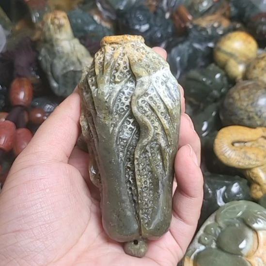 岫岩河磨玉（透闪石质玉）未镶嵌挂件