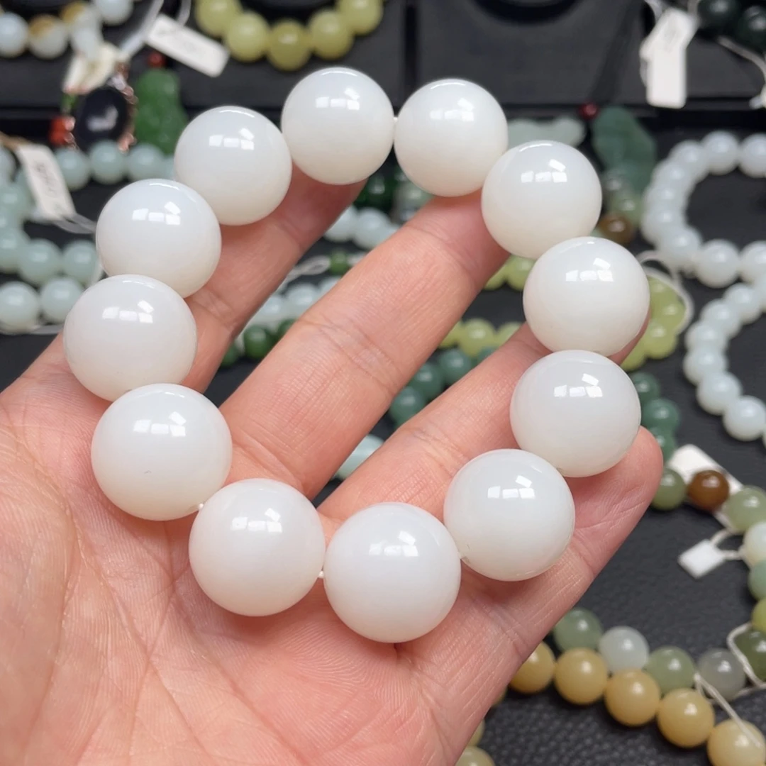 飞***翔和田玉未镶嵌手链