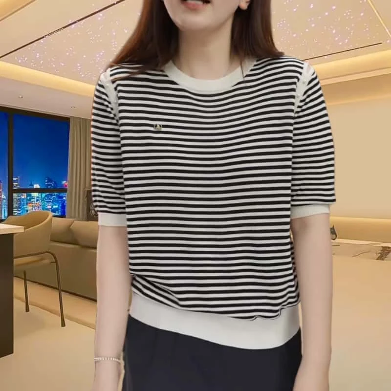 春夏季洋气条纹短袖针织冰丝新款时尚圆领设计高级衣服休闲打底女