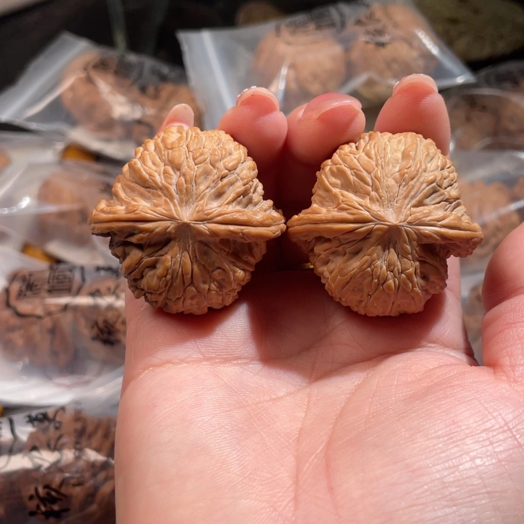 文玩核桃吊坠E****人40.5磨盘