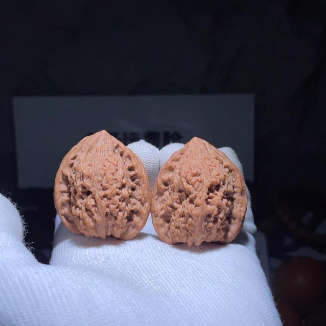 文玩核桃吊坠31号37.38.43南疆（有黄）