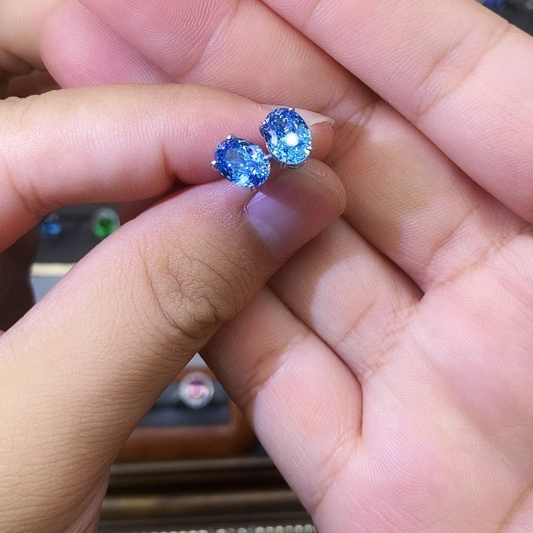 银S925镶嵌耳坠海蓝宝石