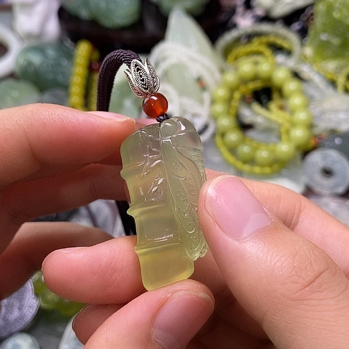 岫玉未镶嵌岫玉挂件