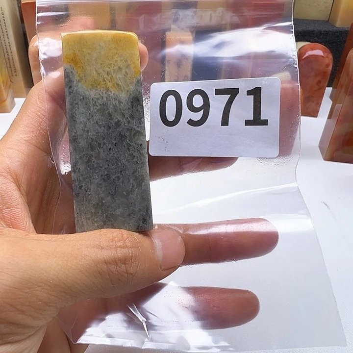 P***0老挝石老挝精品0971