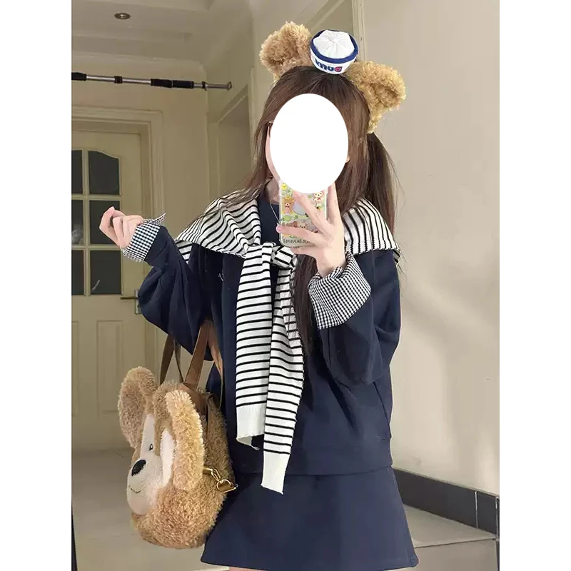 韩系高级感穿搭一整套宽松长袖卫衣条纹披肩包臀短裙秋季三件套女