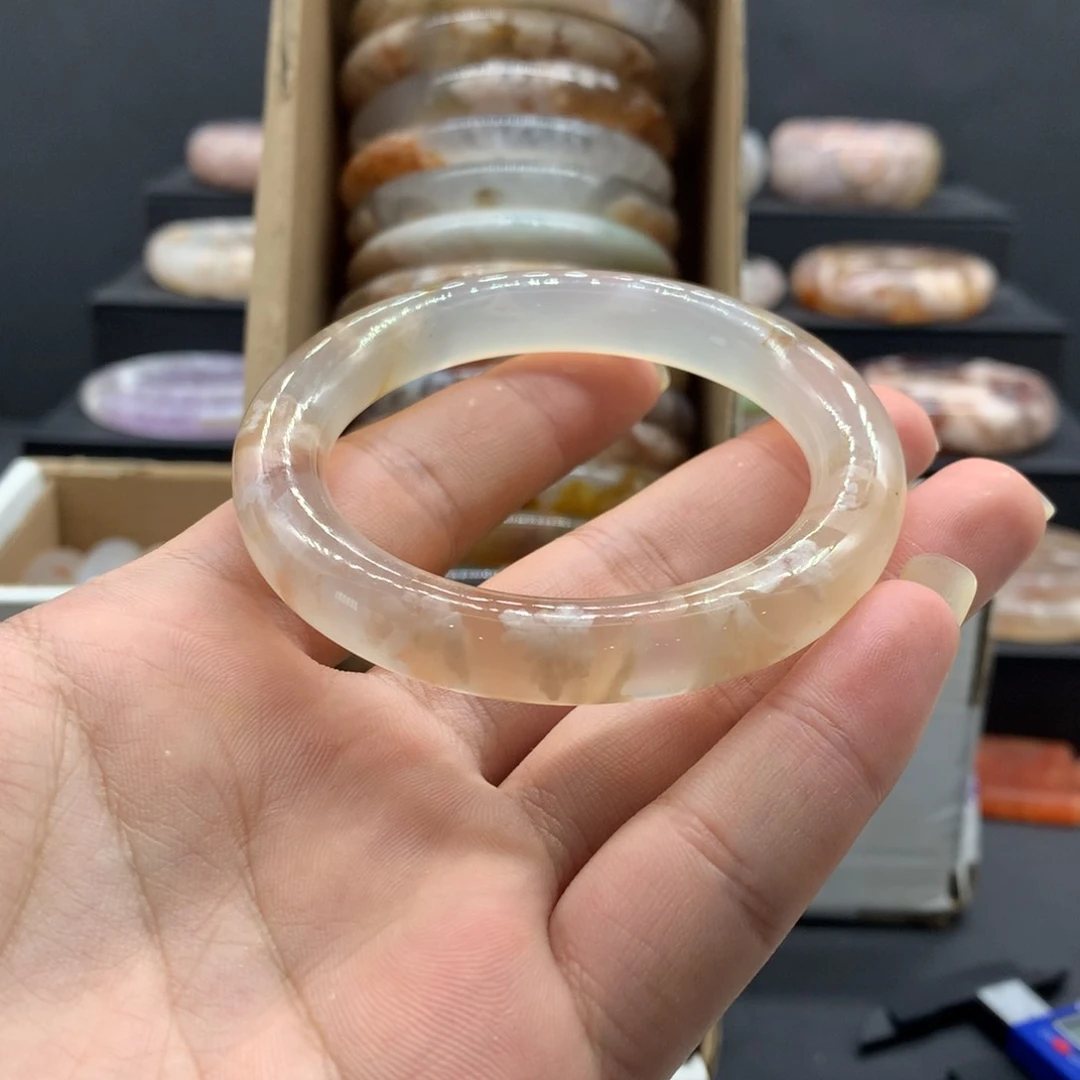 【闪购商品】玛瑙/玉髓手镯未镶嵌