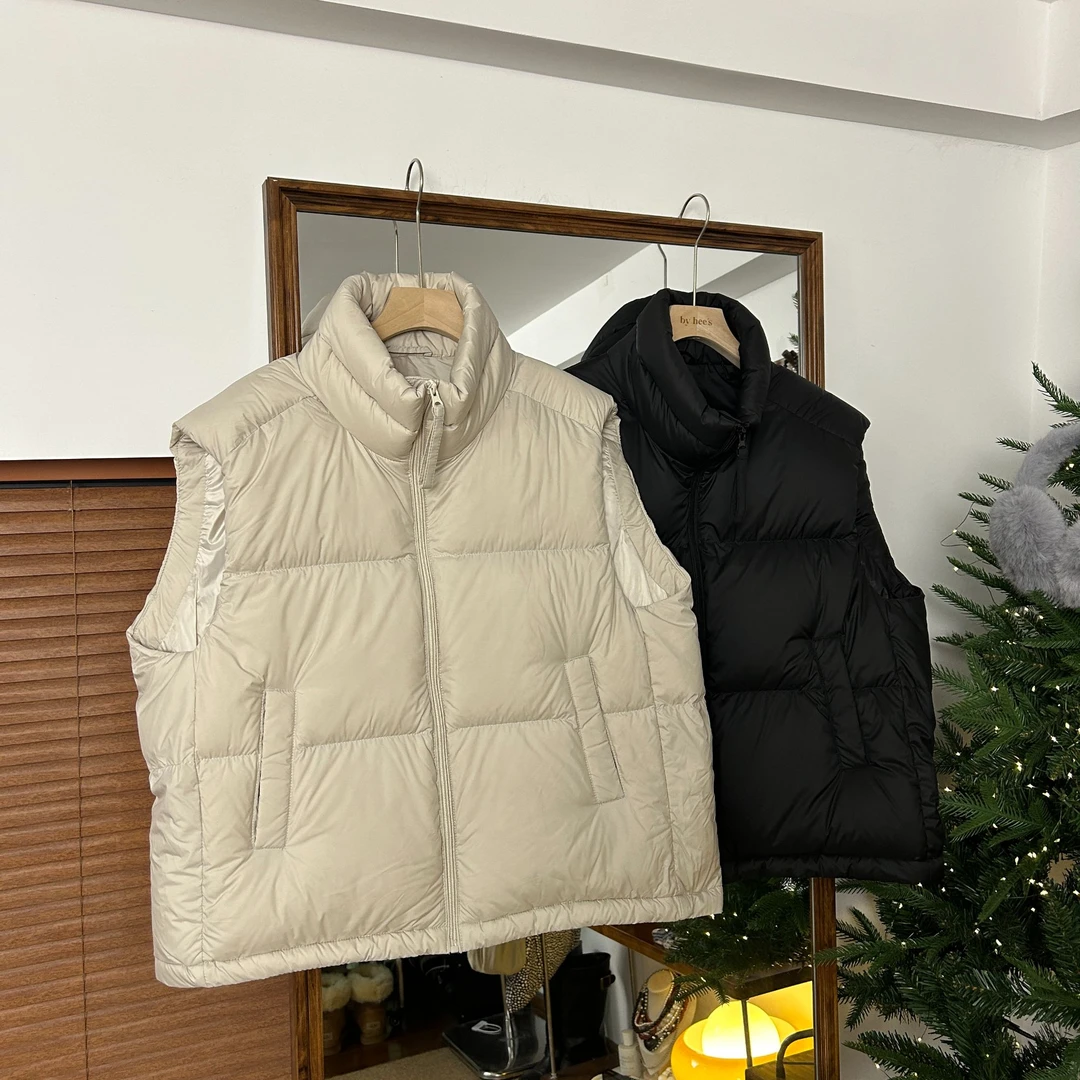 by hees [立领简约羽羽马甲] 111g 百搭保暖