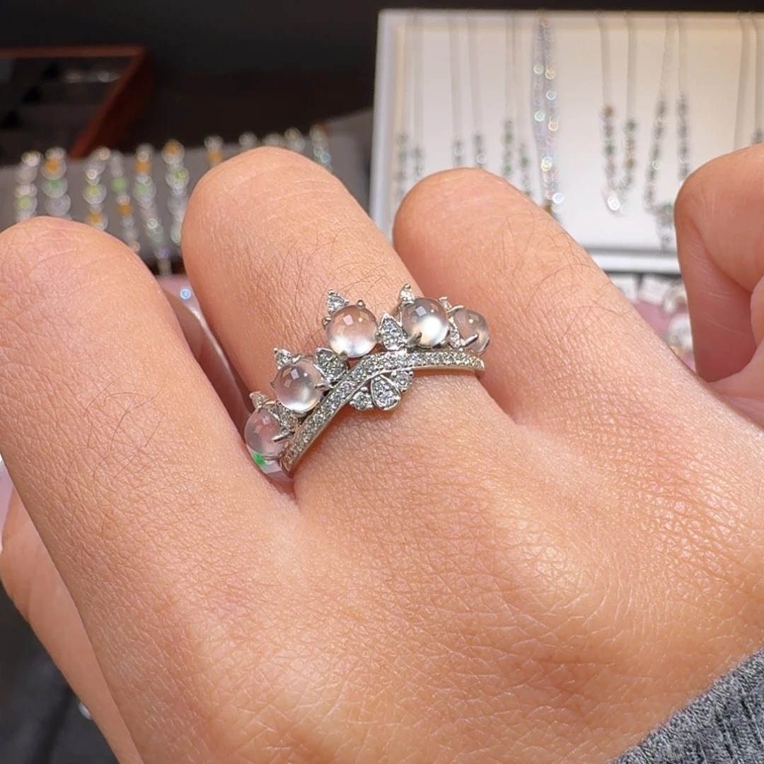 翡翠18K金镶嵌戒指纯天然缅甸翡翠A货戒指