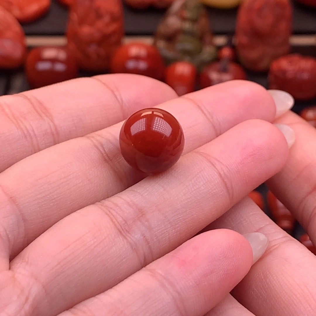 南红玛瑙未镶嵌原矿高品圆珠12.8mm