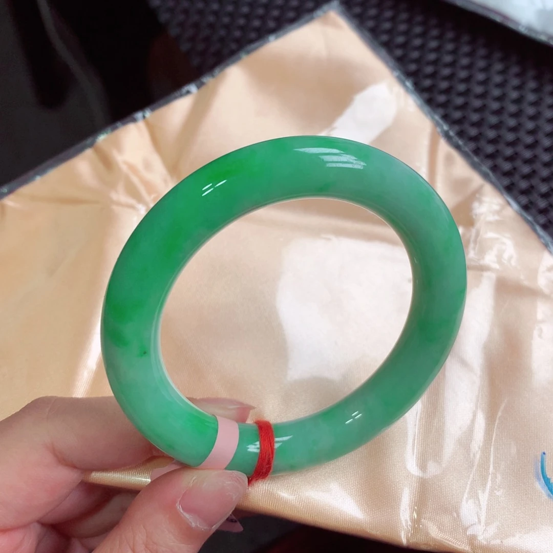 未镶嵌手镯翡翠翡翠