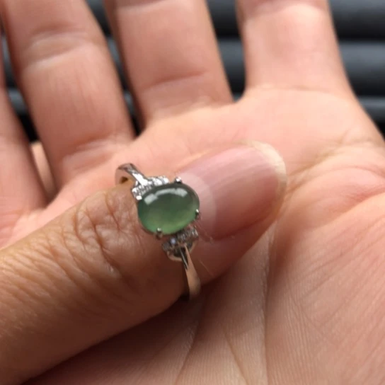 盐***脆翡翠未镶嵌戒指缅甸