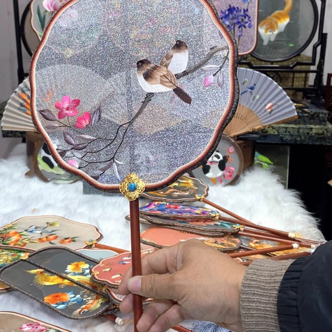 刺绣梦*沁苏州纯手工制作