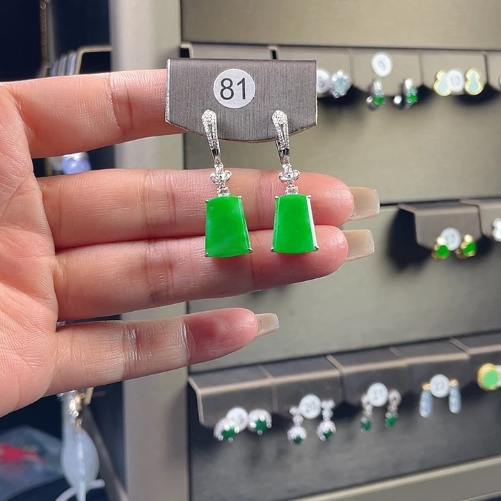 翡翠18K金镶嵌耳饰缅甸A货