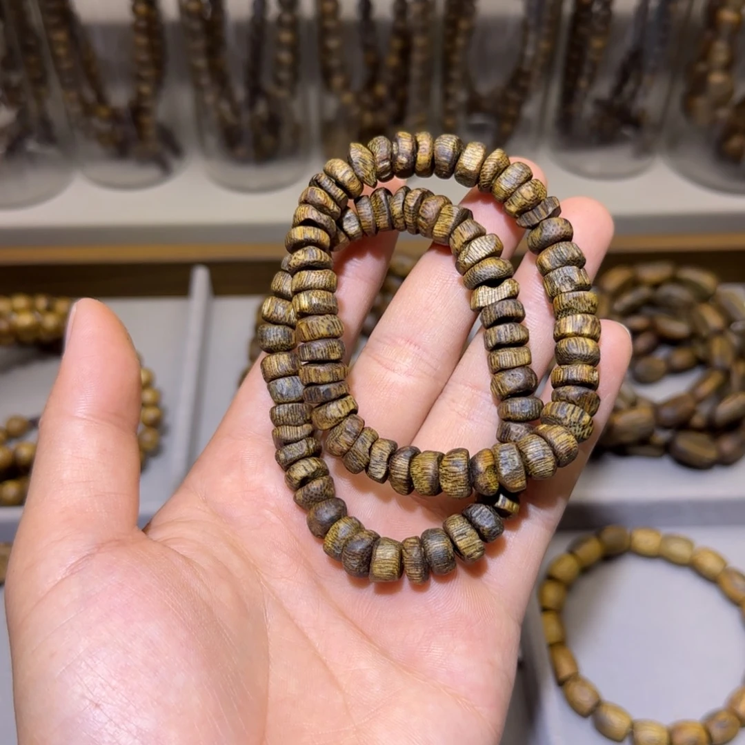 沉香碎屑沉香海南千里香沉水浮壳子0.9单圈9+