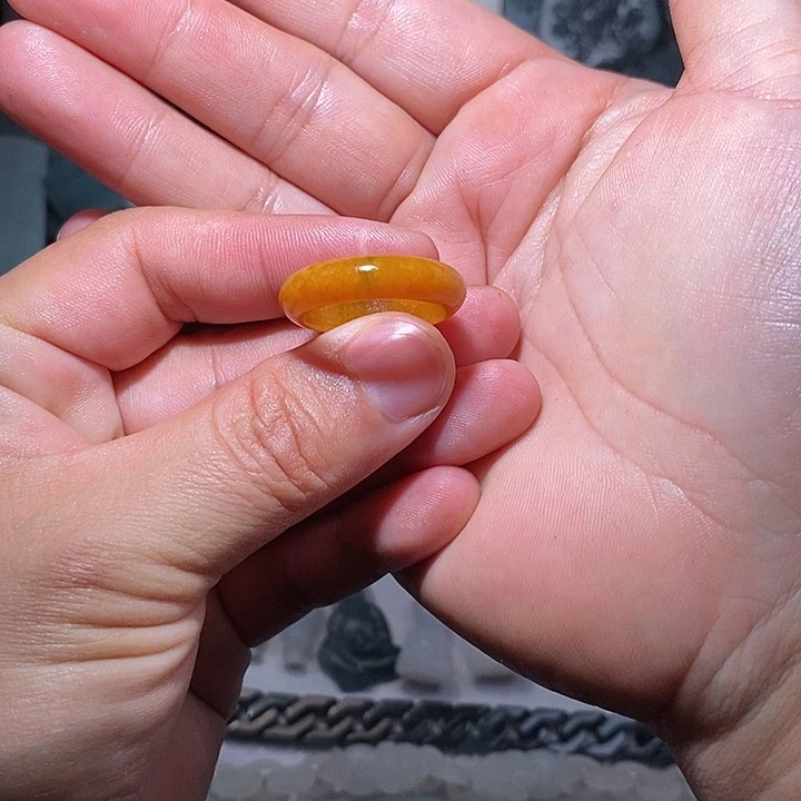 传***哥定制翡翠未镶嵌毛