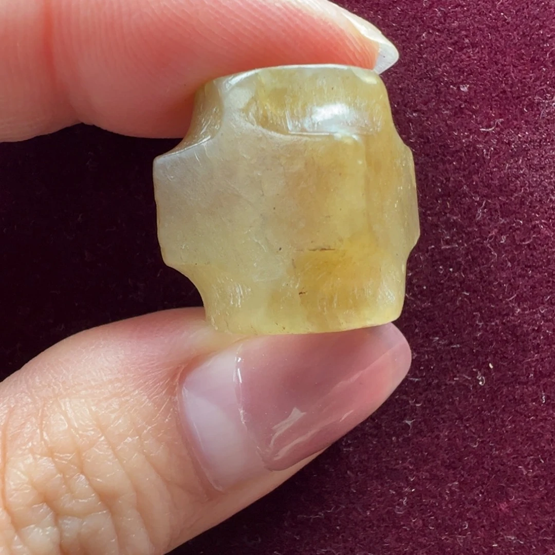 岫岩老玉（透闪石质玉）未镶嵌颈饰