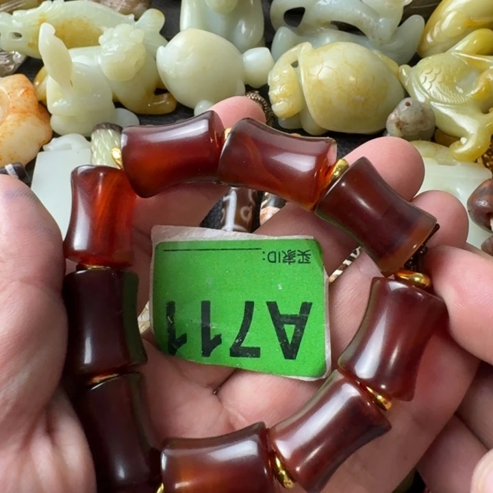 未镶嵌颈饰玛瑙/玉髓