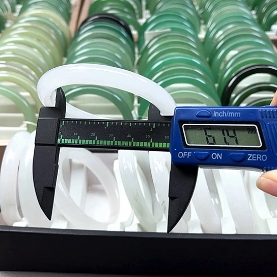 未镶嵌手镯东陵石