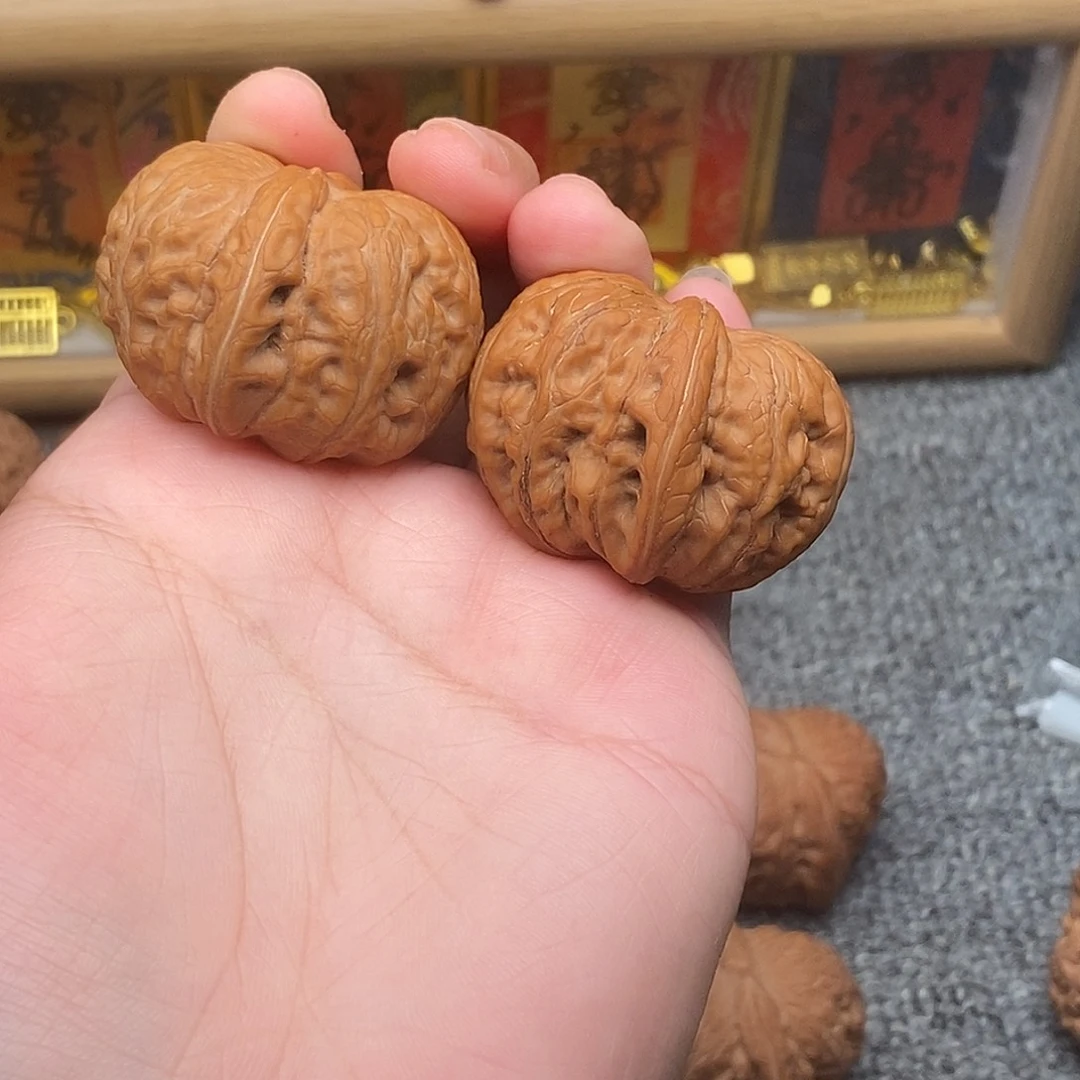 M***L吊坠文玩核桃全品