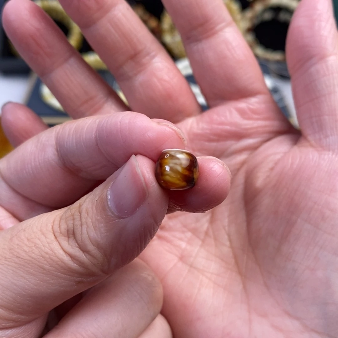 裸石蜜蜡未镶嵌沁色妖花老型单珠9