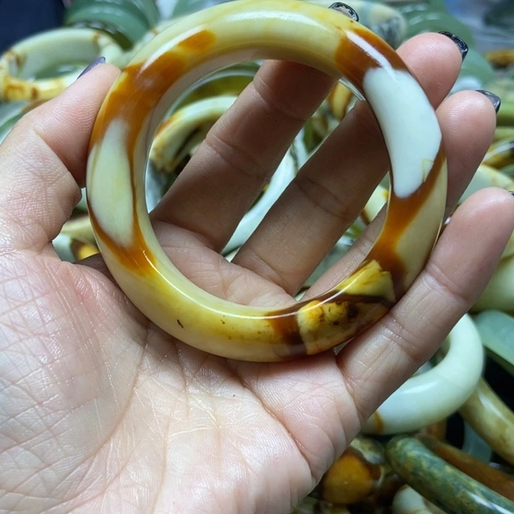 风***水未镶嵌蛇纹石玉手镯