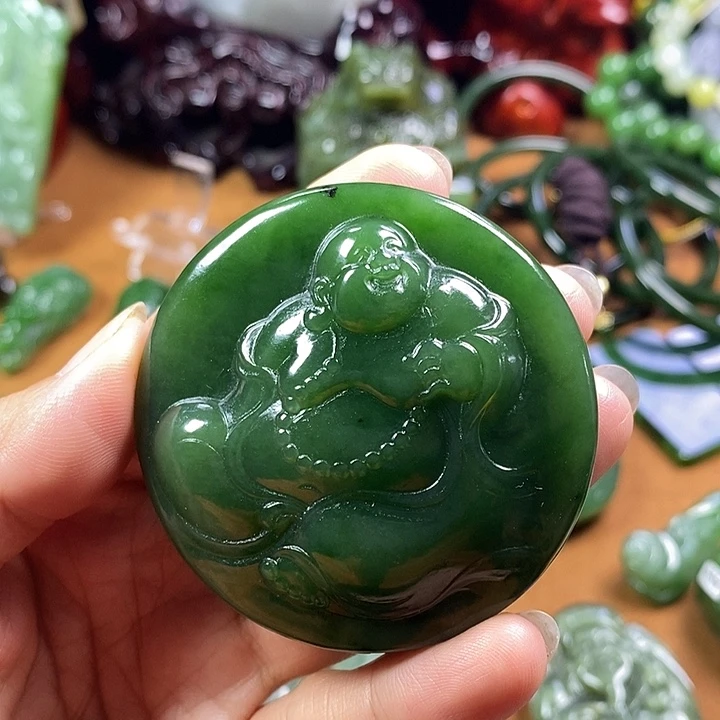 未镶嵌和田玉摆件