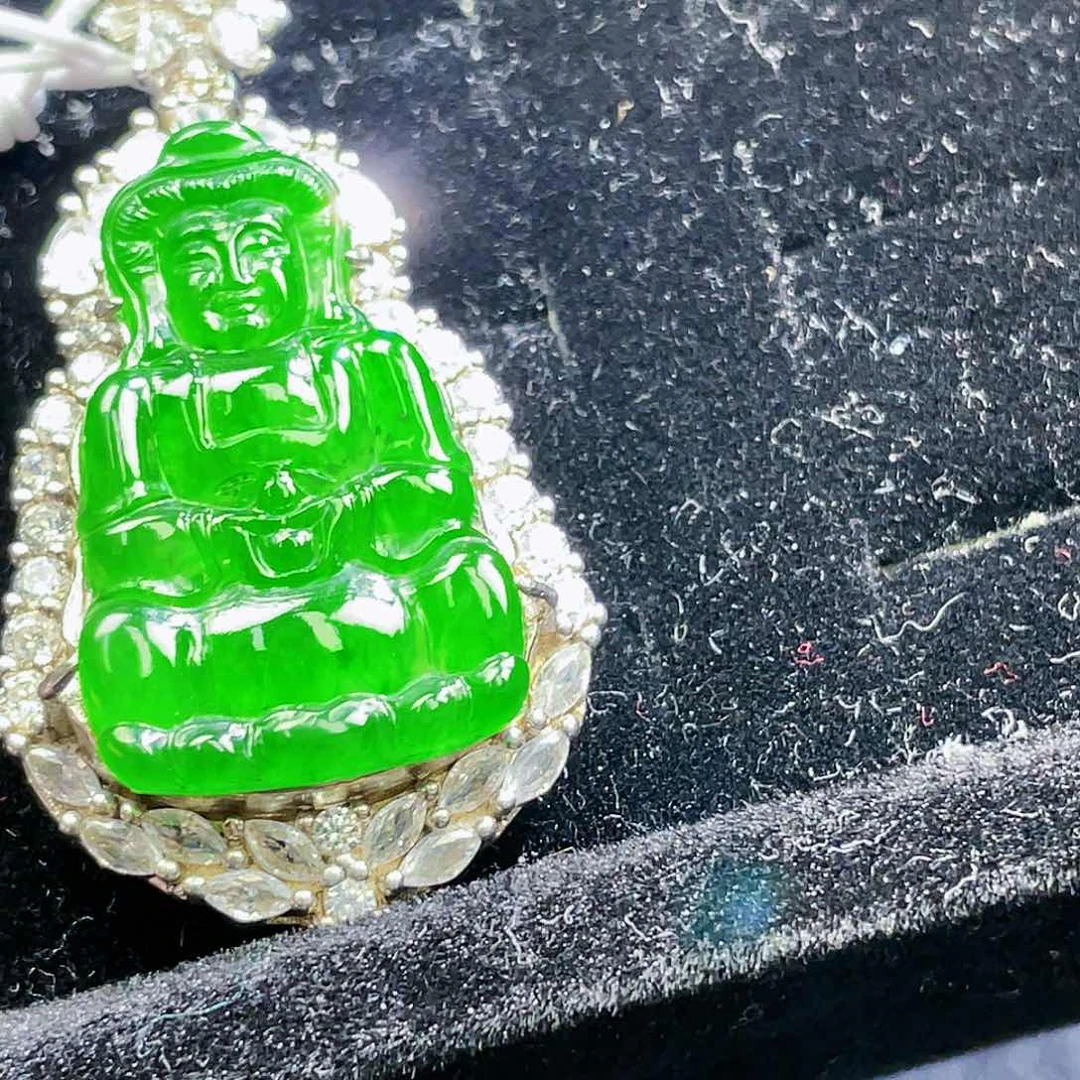 翡翠颈饰未镶嵌113，