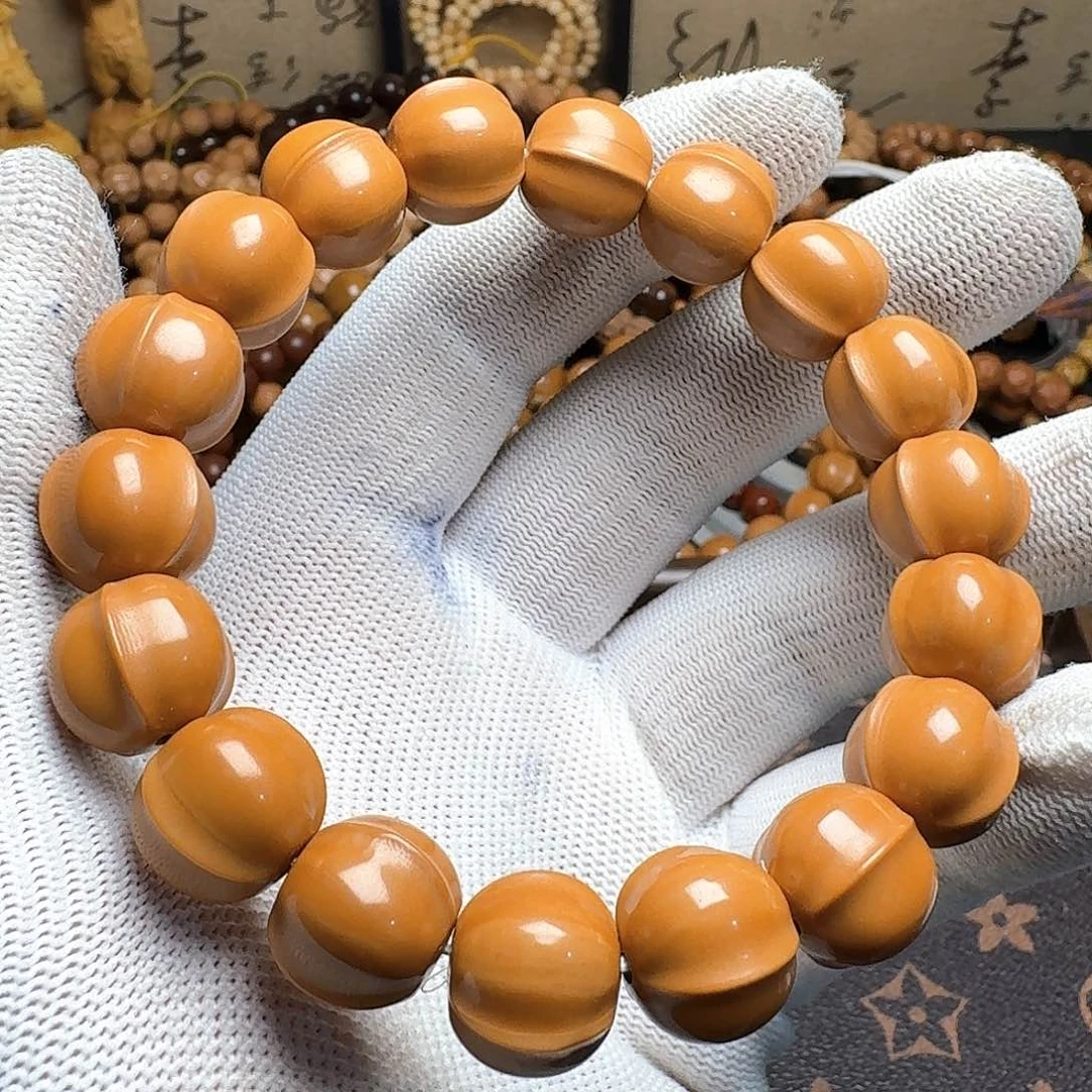 猴头核桃吊坠鲨鱼背微瑕