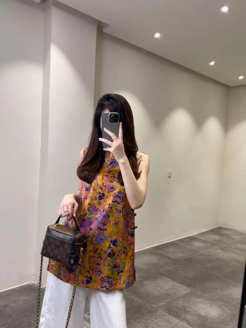 欧货 时髦旗袍无袖马甲上衣(花黄）