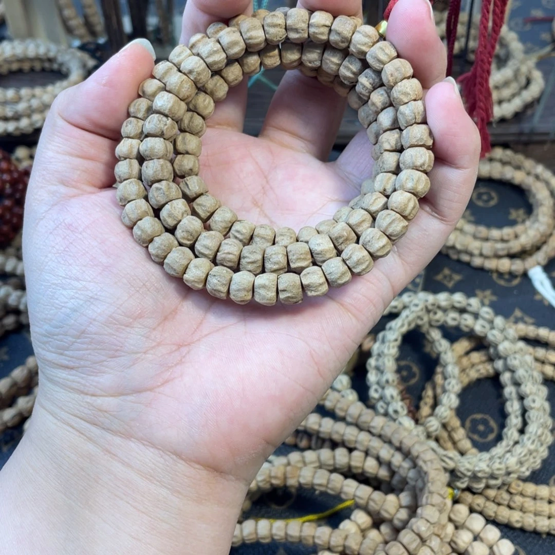 柏香籽/百香籽吊坠_****e