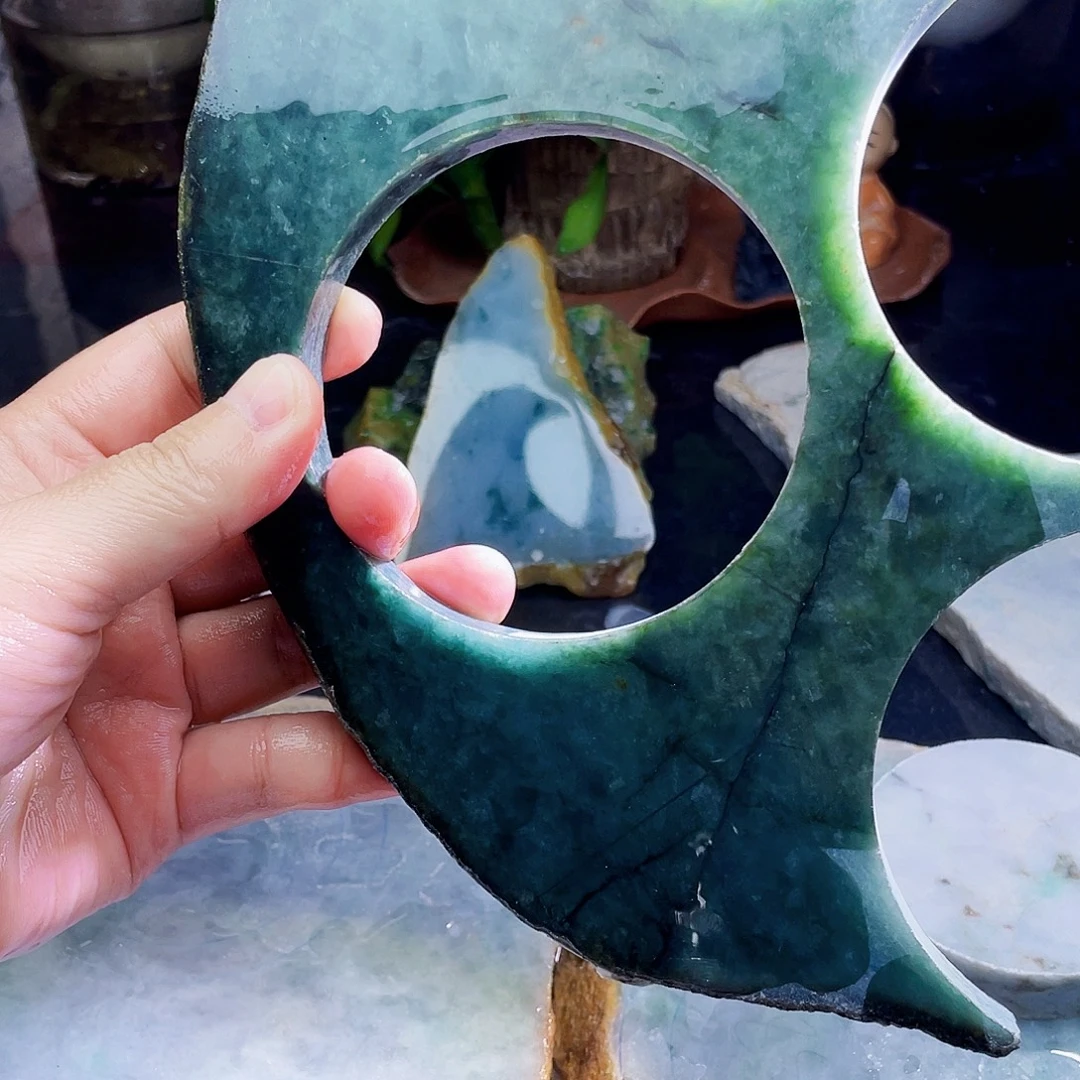 翡翠未镶嵌颈饰毛料41