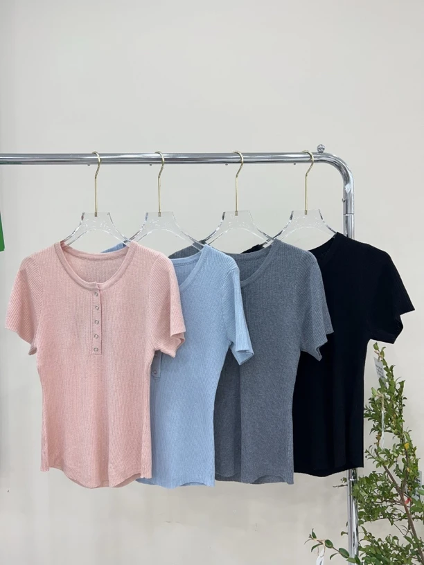 新夏季清爽针织弹力休闲显瘦半袖