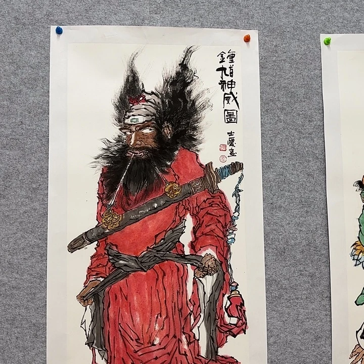国画花鸟等图案为一体