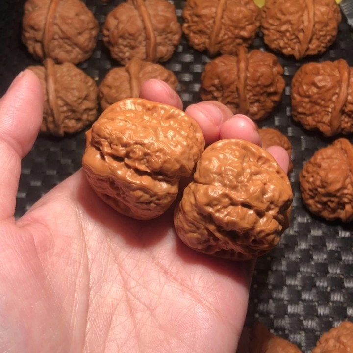 把件文玩核桃鱼籽纹39